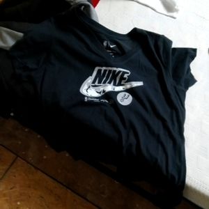 NIKE Tim Duncan tee